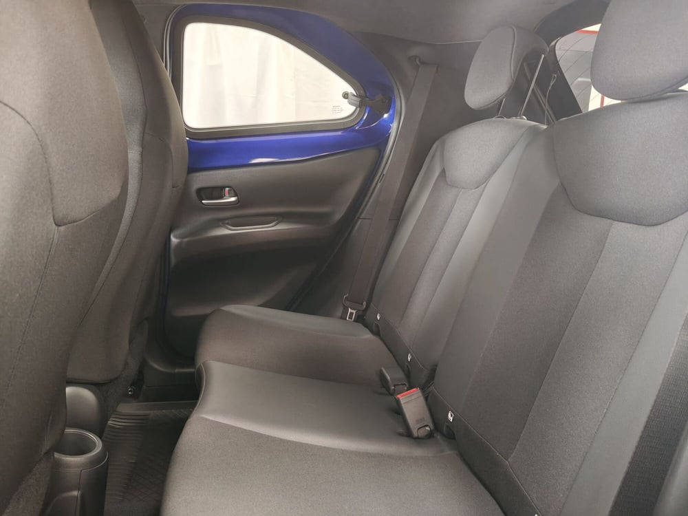 Toyota Aygo X usata a Roma (16)