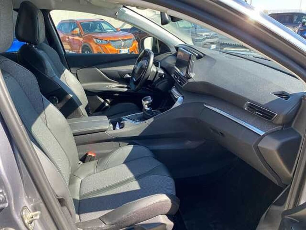 Peugeot 3008 usata a Catania (13)