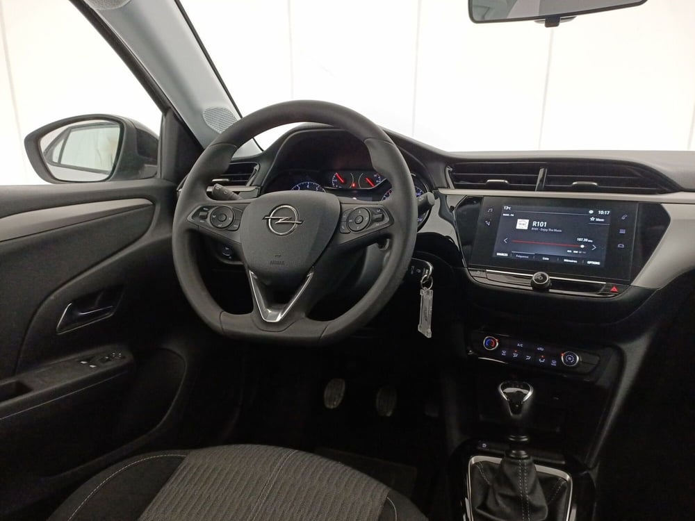 Opel Corsa usata a Bari (9)
