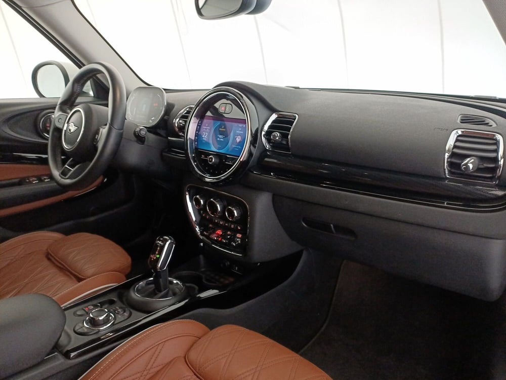 MINI Mini Clubman usata a Bari (7)