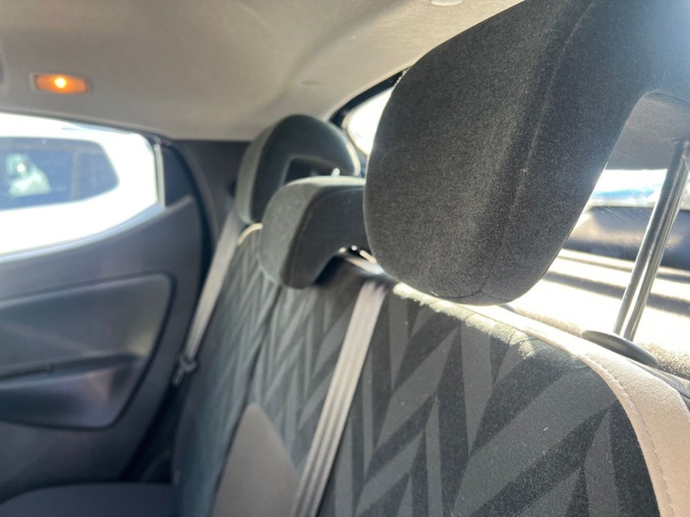 Lancia Ypsilon usata a Teramo (12)