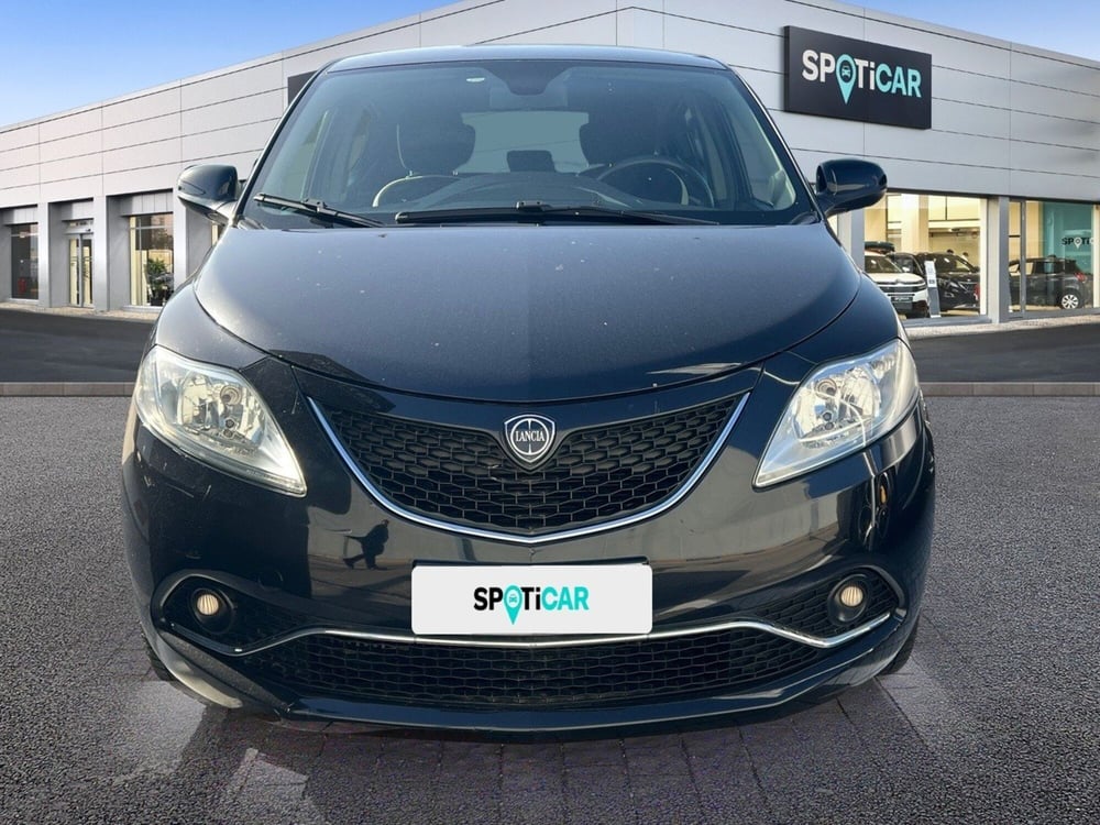 Lancia Ypsilon usata a Teramo (2)