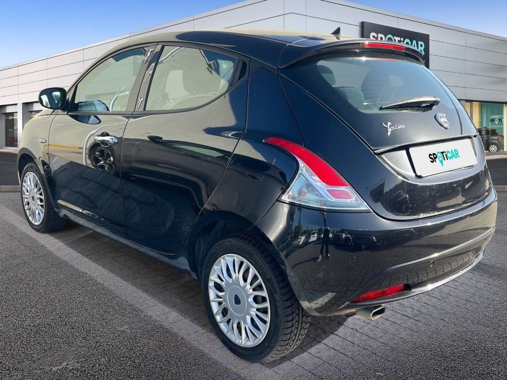Lancia Ypsilon usata a Teramo (5)