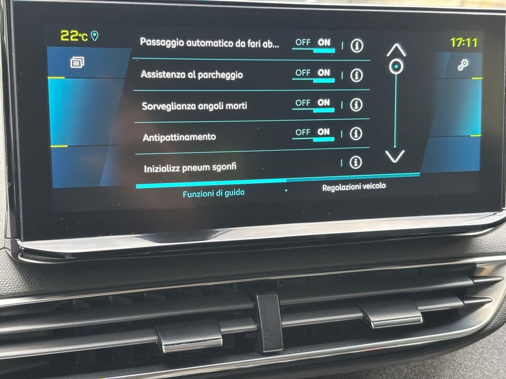 Peugeot 3008 usata a Como (16)