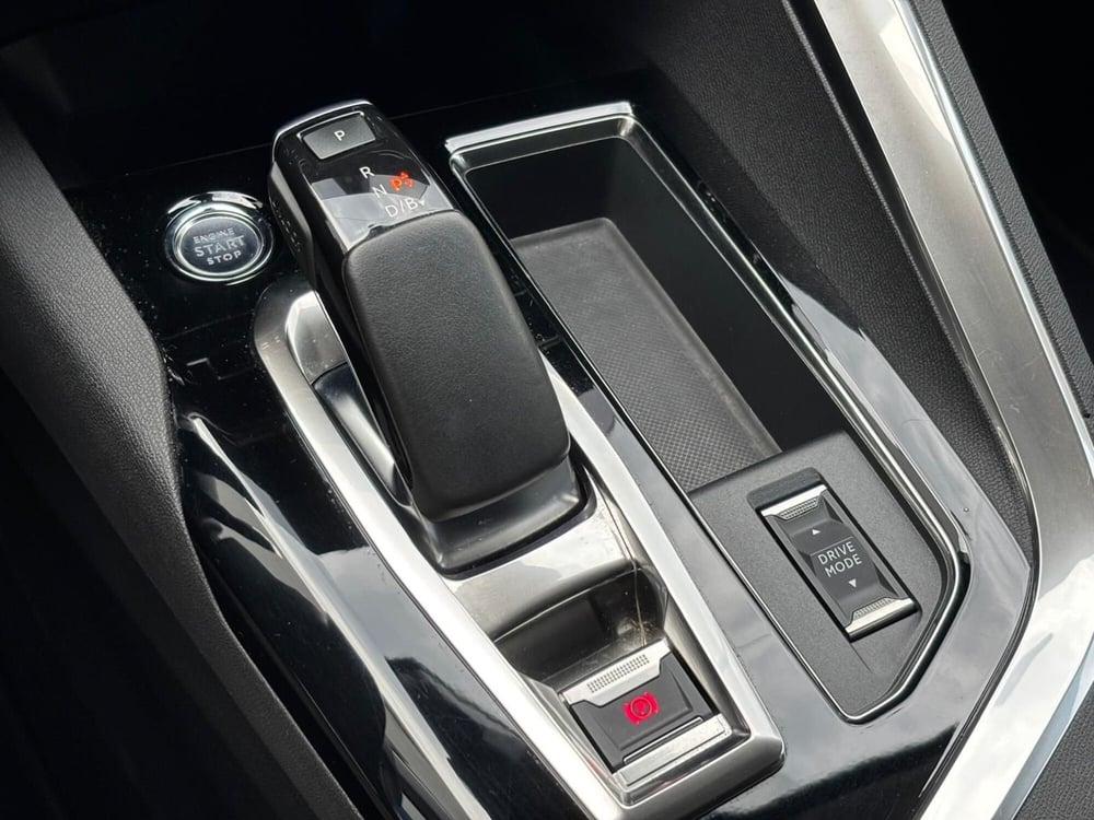 Peugeot 3008 usata a Como (20)