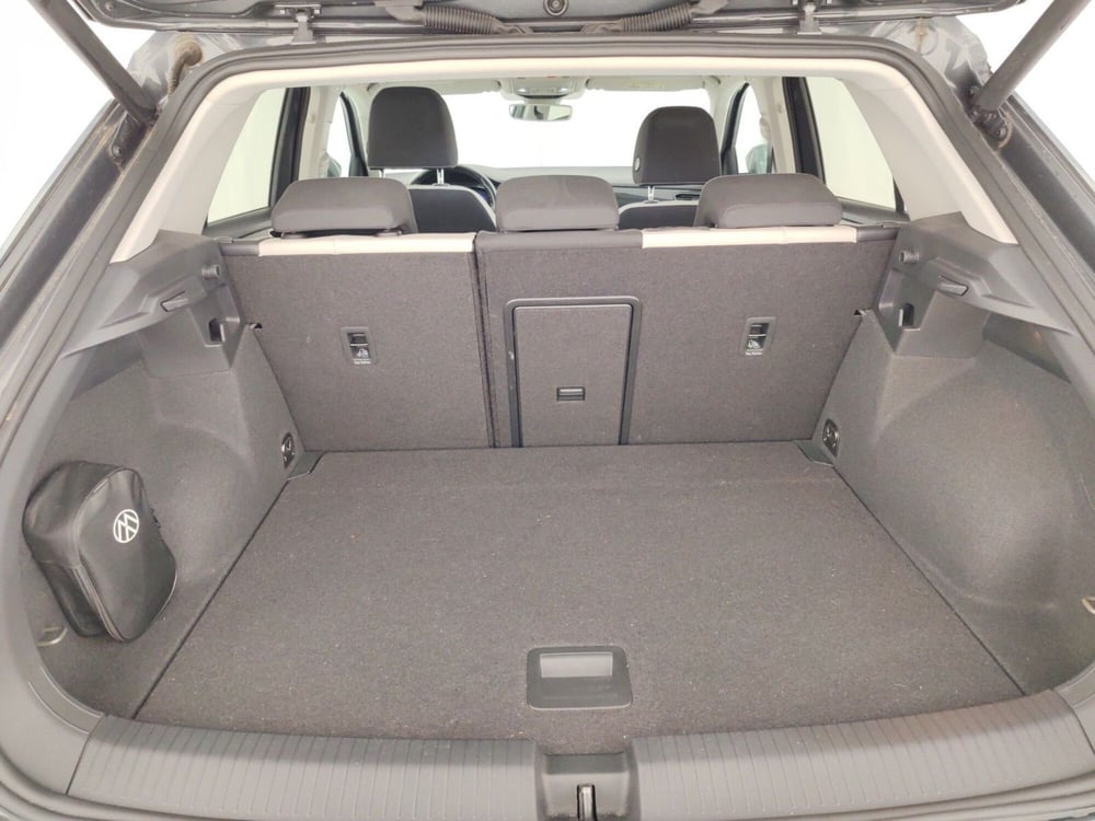 Volkswagen T-Roc usata a Massa-Carrara (16)