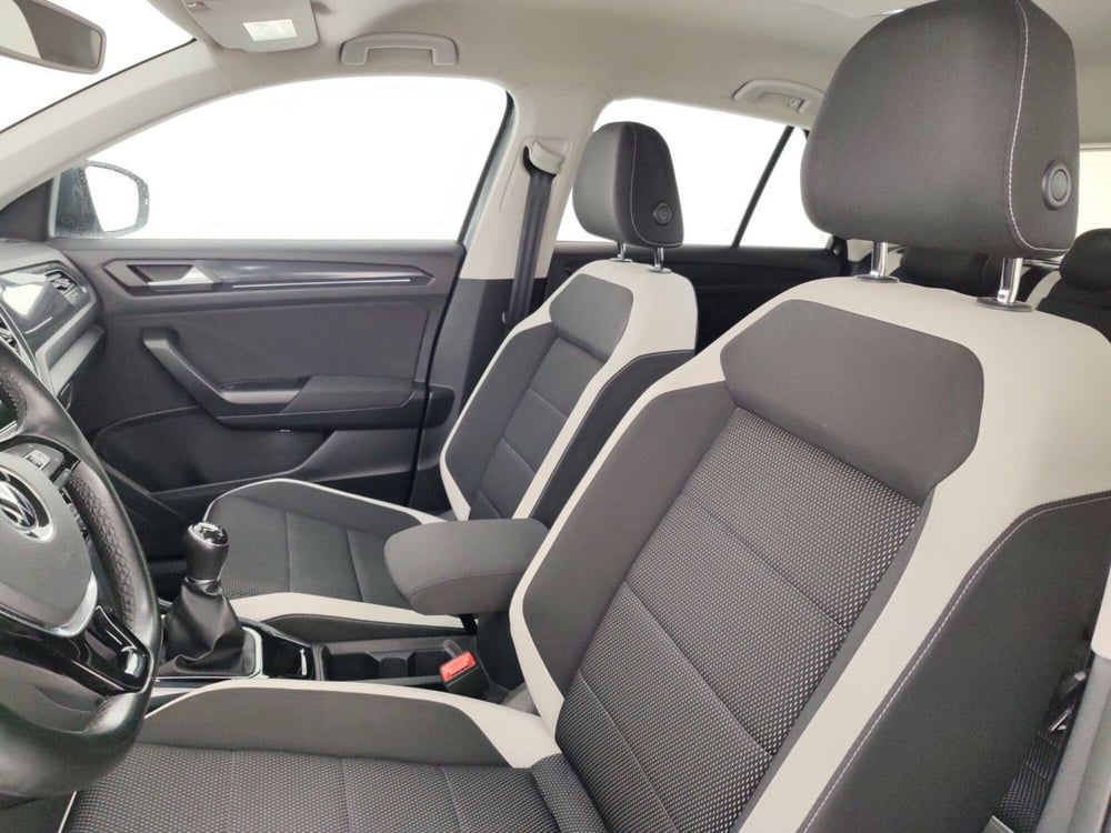Volkswagen T-Roc usata a Massa-Carrara (9)