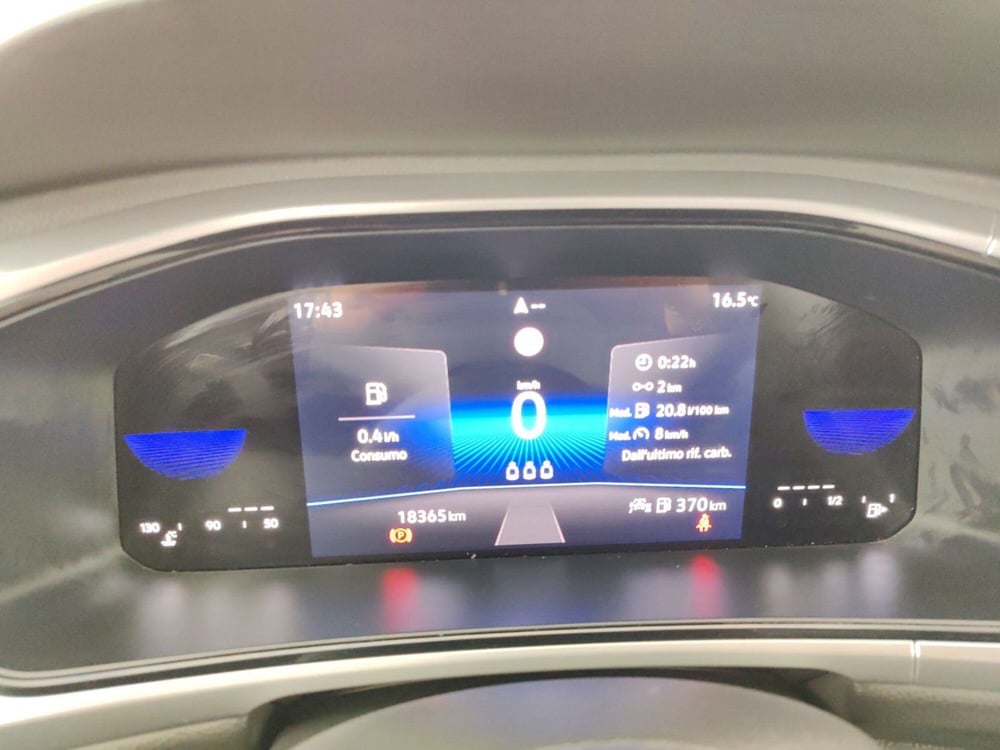 Volkswagen T-Roc usata a Massa-Carrara (12)
