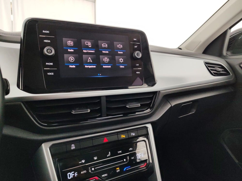 Volkswagen T-Roc usata a Massa-Carrara (16)