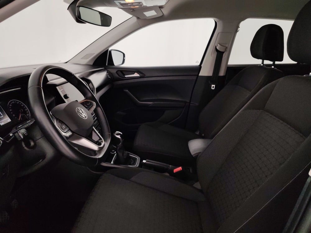 Volkswagen T-Cross usata a Massa-Carrara (7)