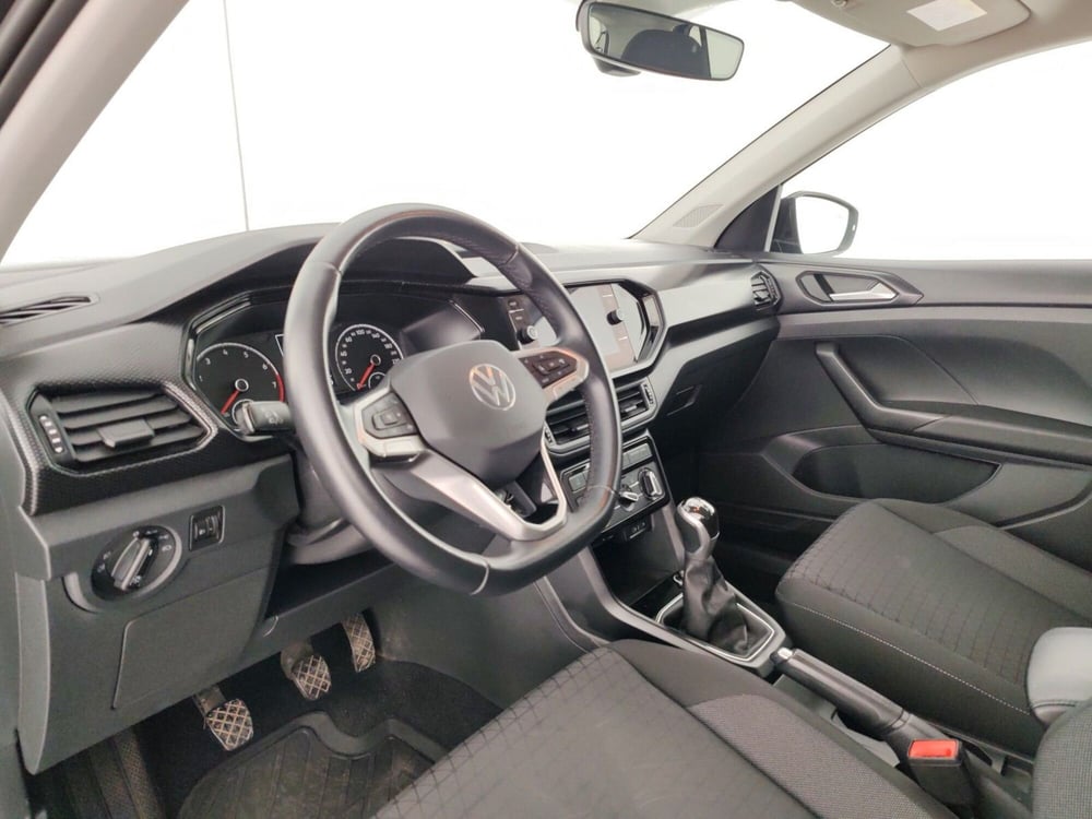 Volkswagen T-Cross usata a Massa-Carrara (8)