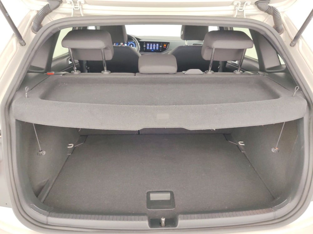 Volkswagen Polo usata a Massa-Carrara (16)