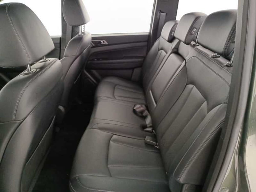 Ssangyong Rexton Sports nuova a Treviso (12)