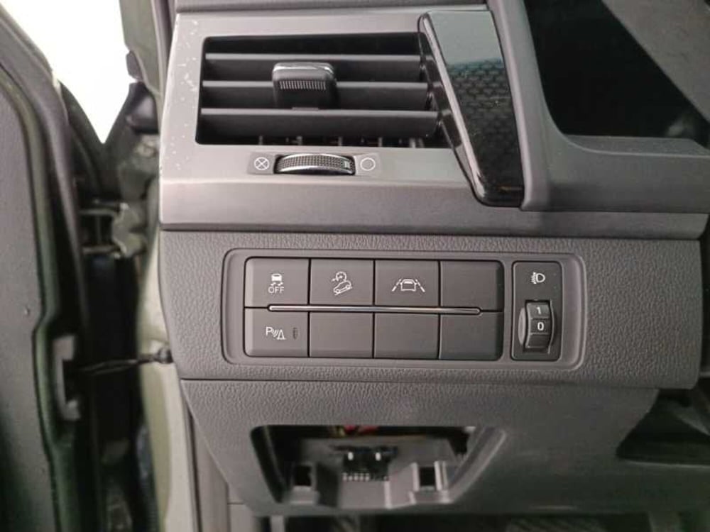 Ssangyong Rexton Sports nuova a Treviso (14)