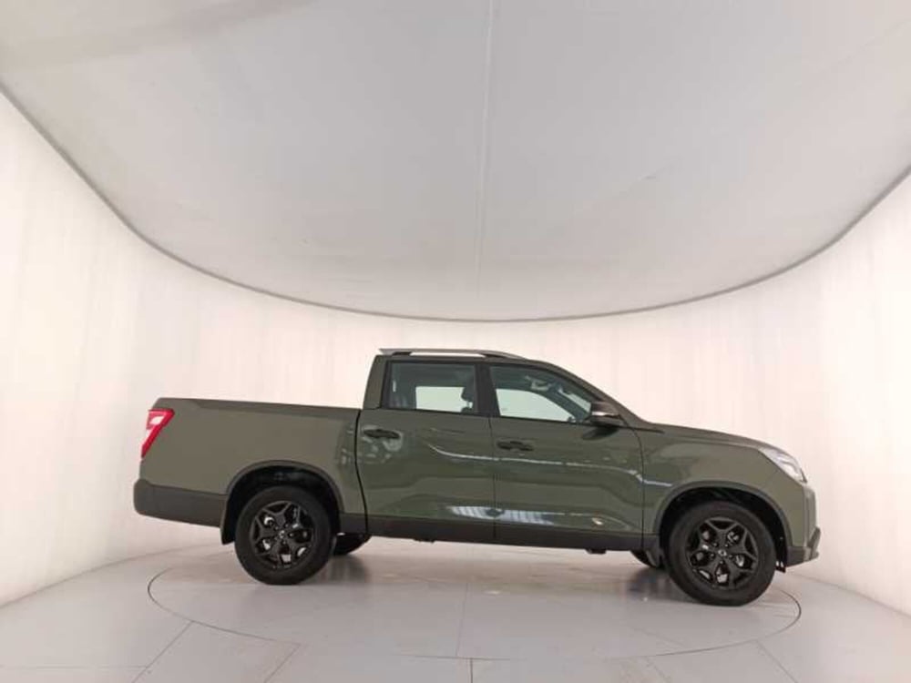 Ssangyong Rexton Sports nuova a Treviso (7)