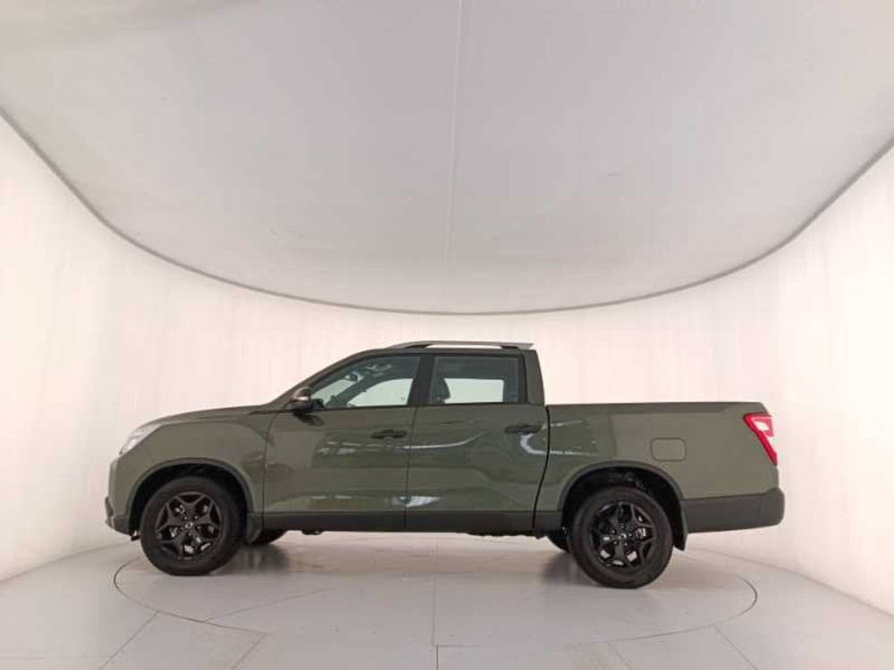 Ssangyong Rexton Sports nuova a Treviso (8)