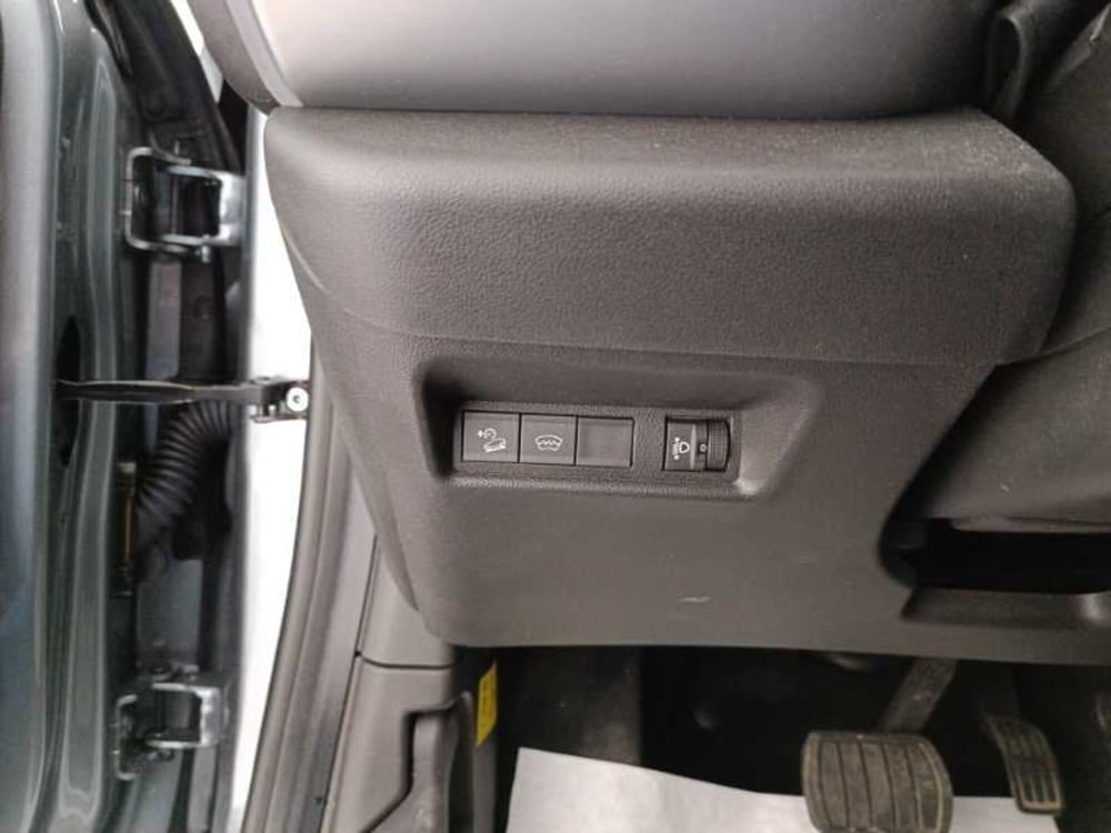 Jeep Avenger usata a Treviso (13)