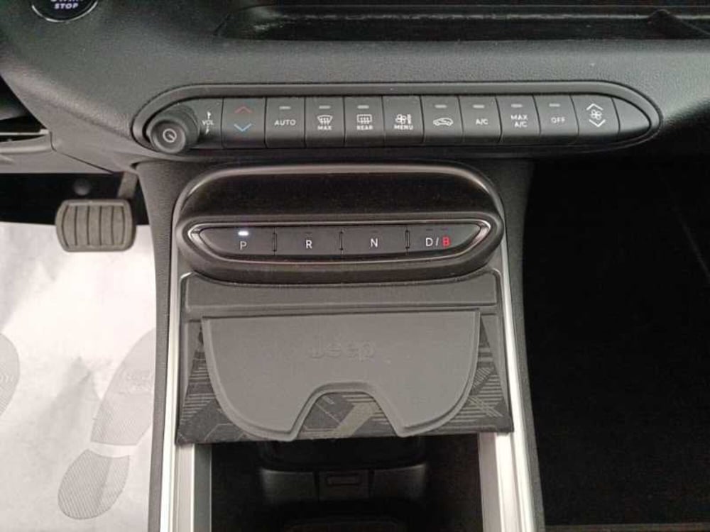Jeep Avenger usata a Treviso (18)