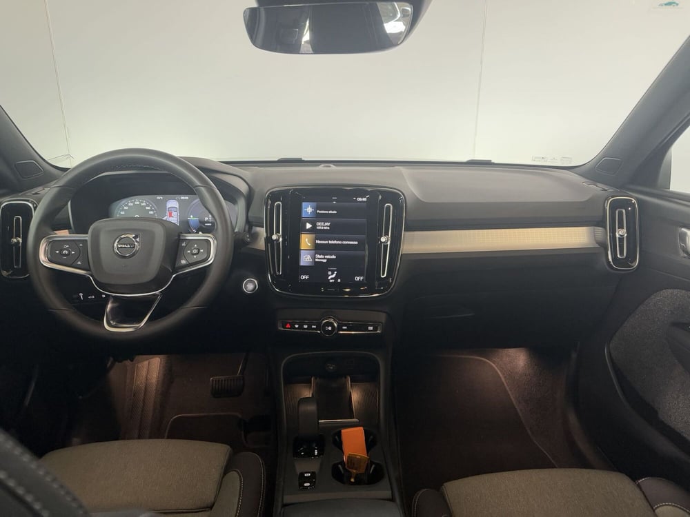 Volvo XC40 usata a Monza e Brianza (10)