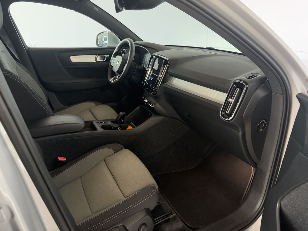 Volvo XC40 usata a Monza e Brianza (15)