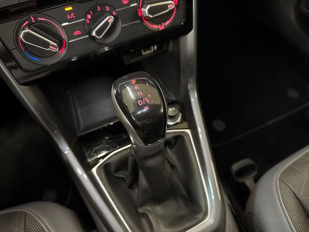 Volkswagen T-Cross usata a Firenze (18)