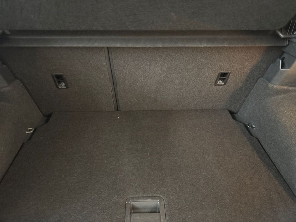 Volkswagen T-Cross usata a Firenze (8)