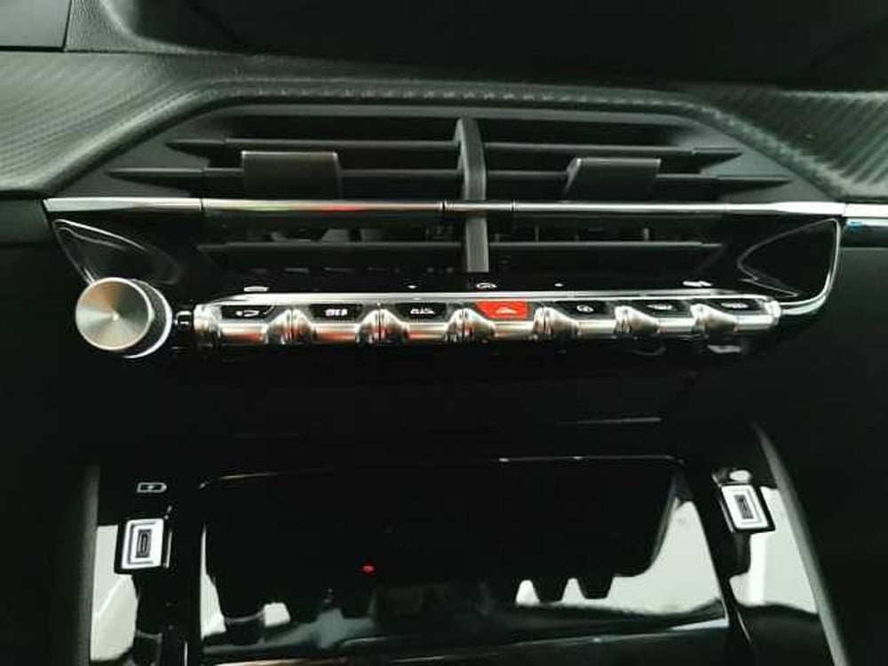 Peugeot 2008 nuova a Chieti (11)