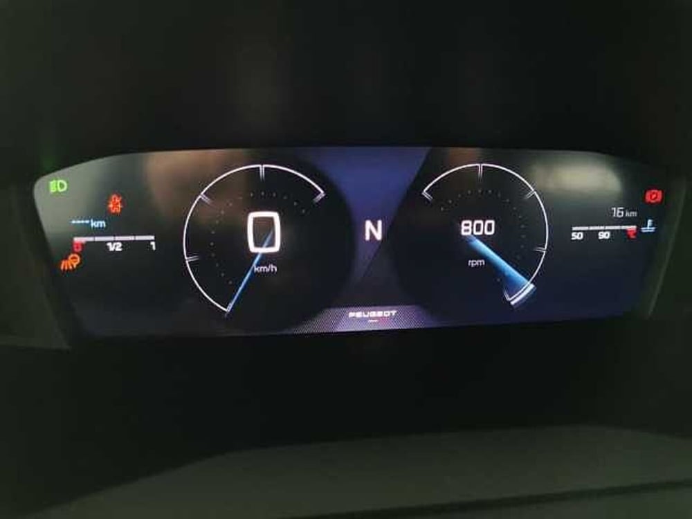 Peugeot 2008 nuova a Chieti (16)