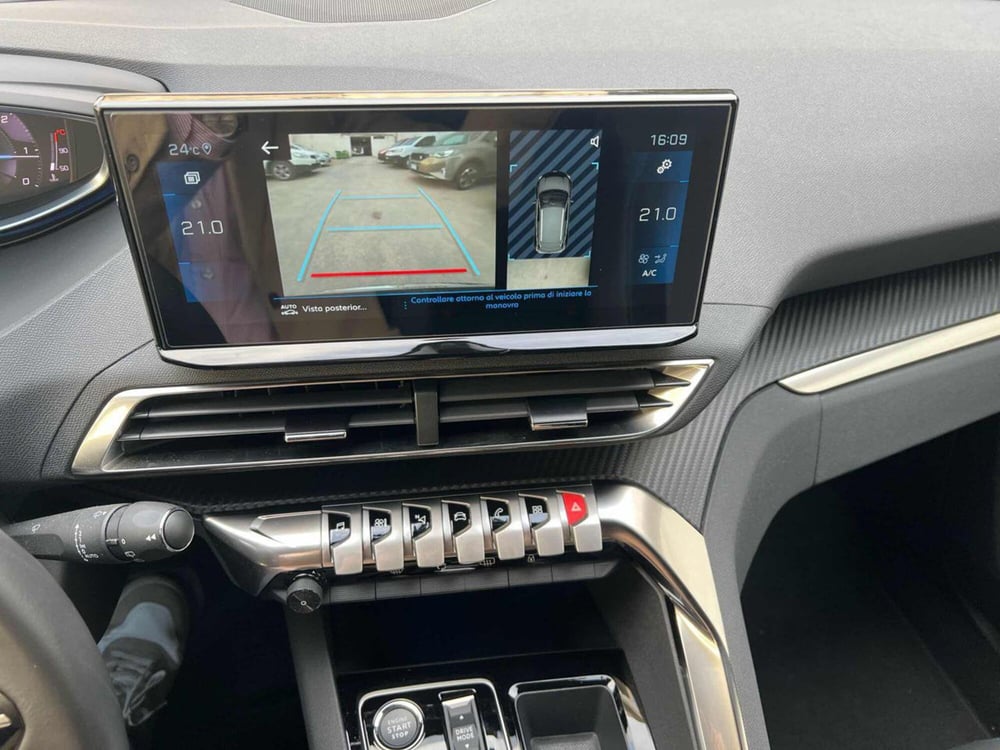 Peugeot 3008 usata a Foggia (18)