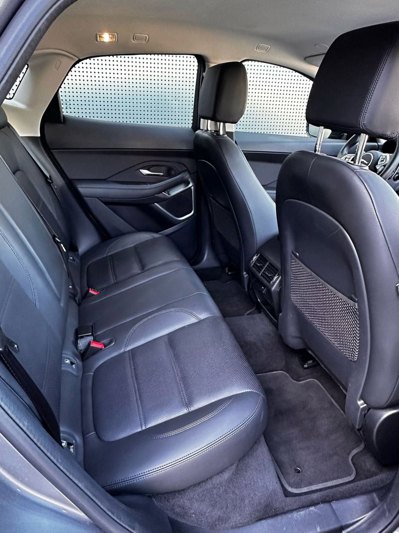 Jaguar E-Pace usata a Chieti (5)