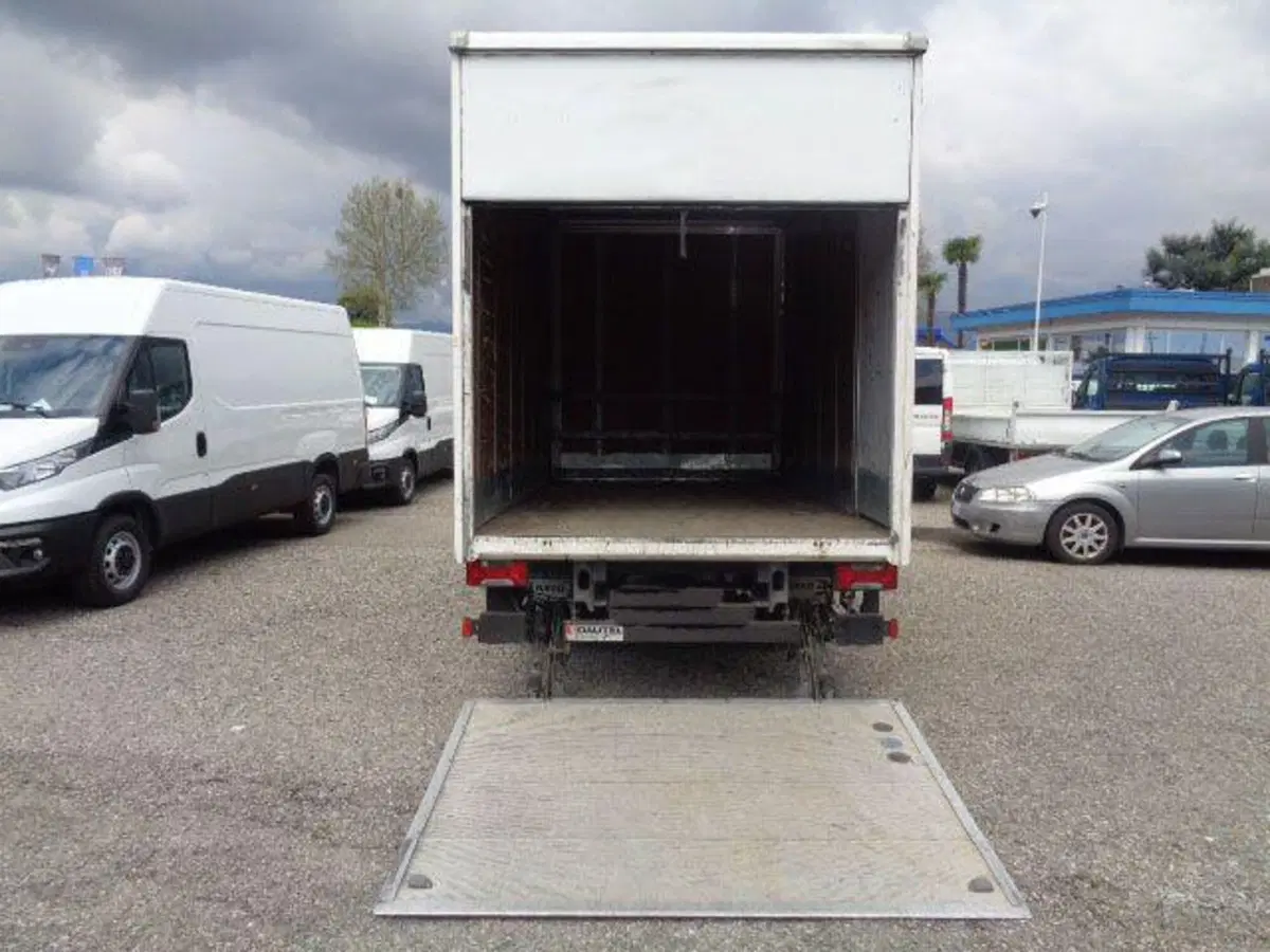 Iveco Daily Telaio usata a Brescia (8)