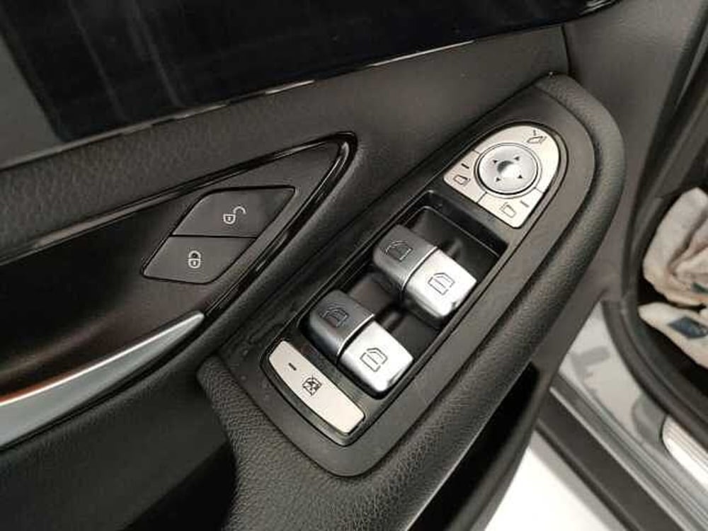 Mercedes-Benz GLC SUV usata a Caserta (17)