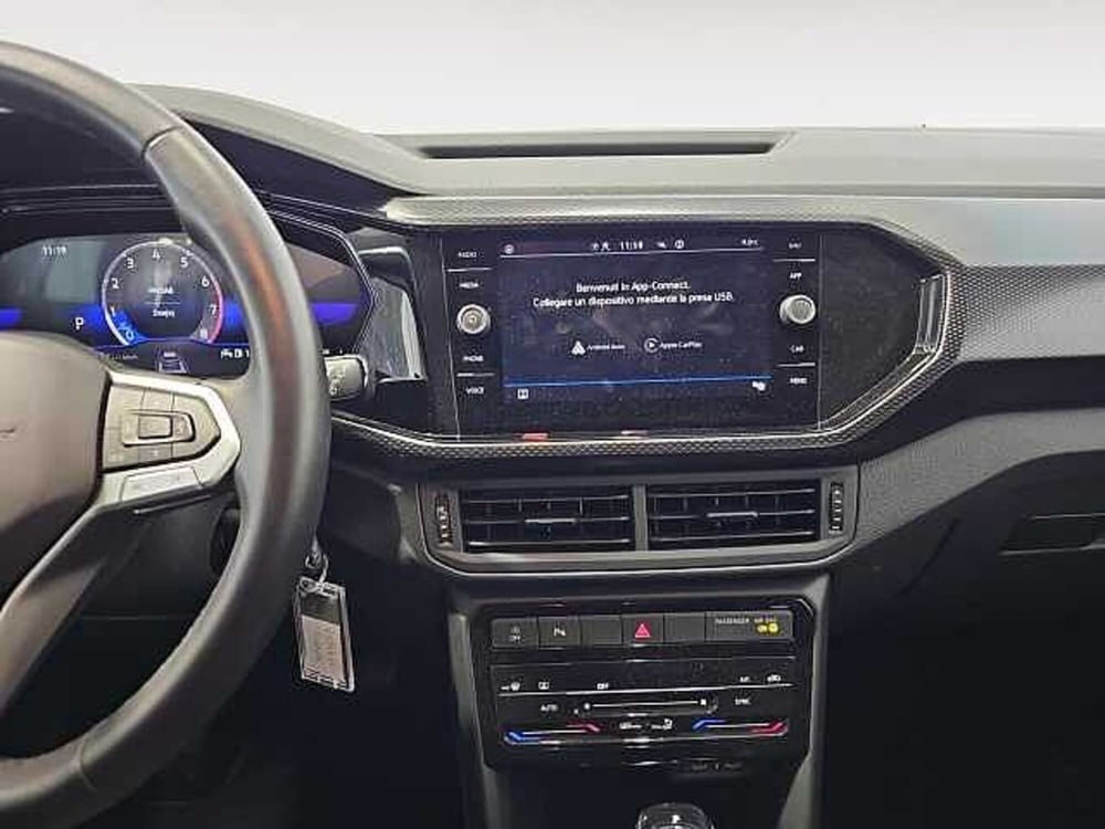 Volkswagen T-Cross usata a Lecco (10)