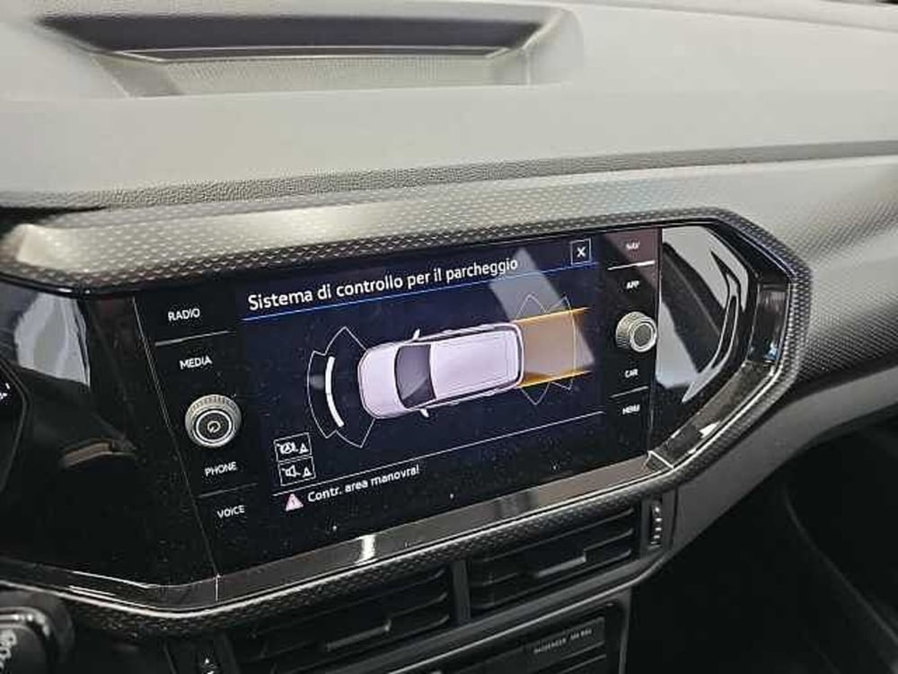 Volkswagen T-Cross usata a Lecco (18)