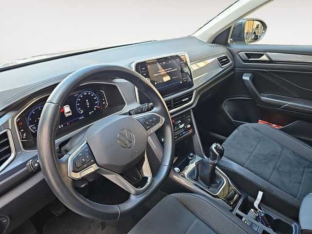 Volkswagen T-Roc usata a Lecco (14)