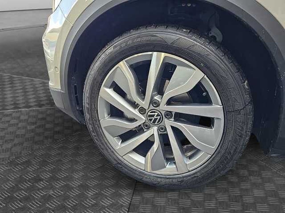 Volkswagen T-Roc usata a Lecco (15)