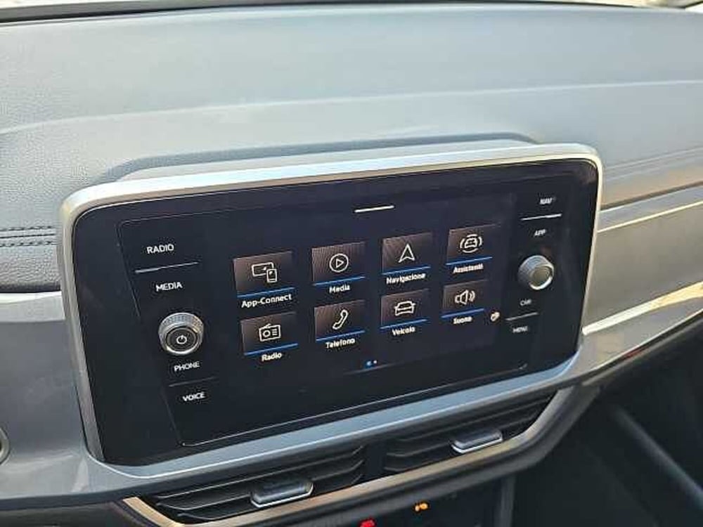 Volkswagen T-Roc usata a Lecco (20)