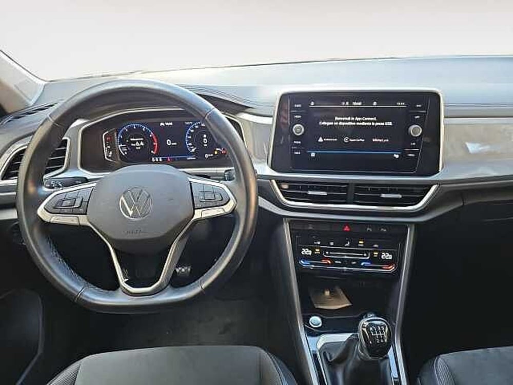 Volkswagen T-Roc usata a Lecco (9)