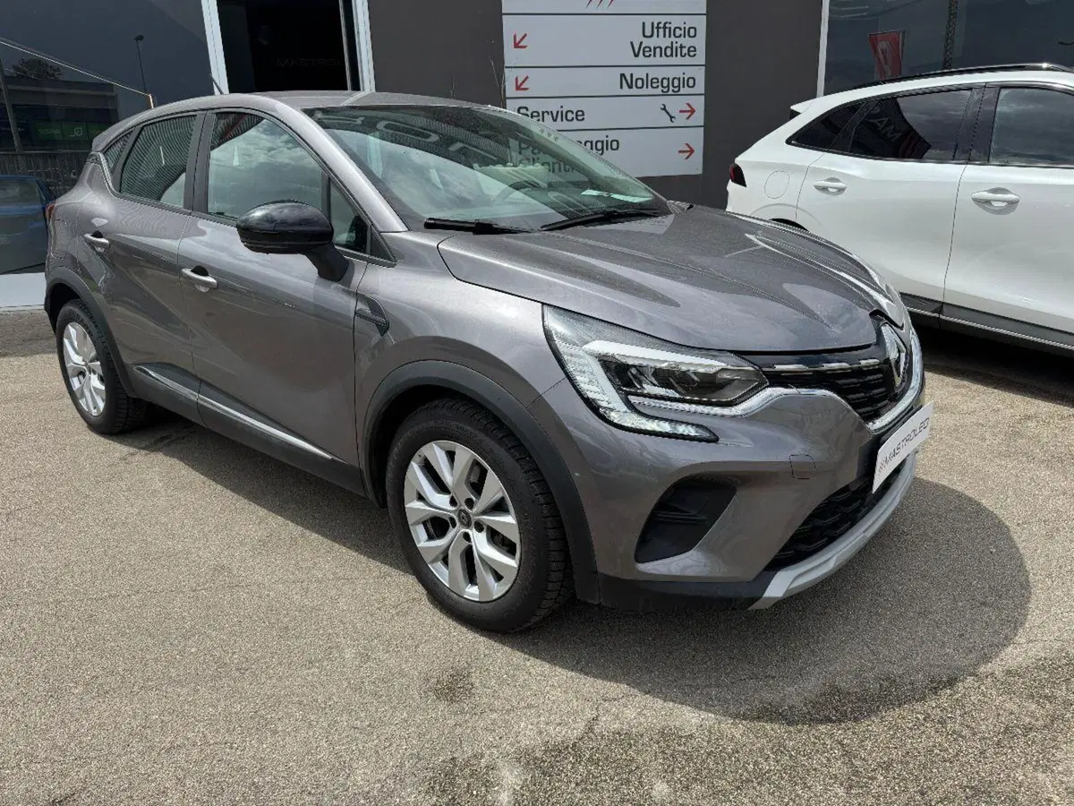 Renault Captur usata a Lecce (2)