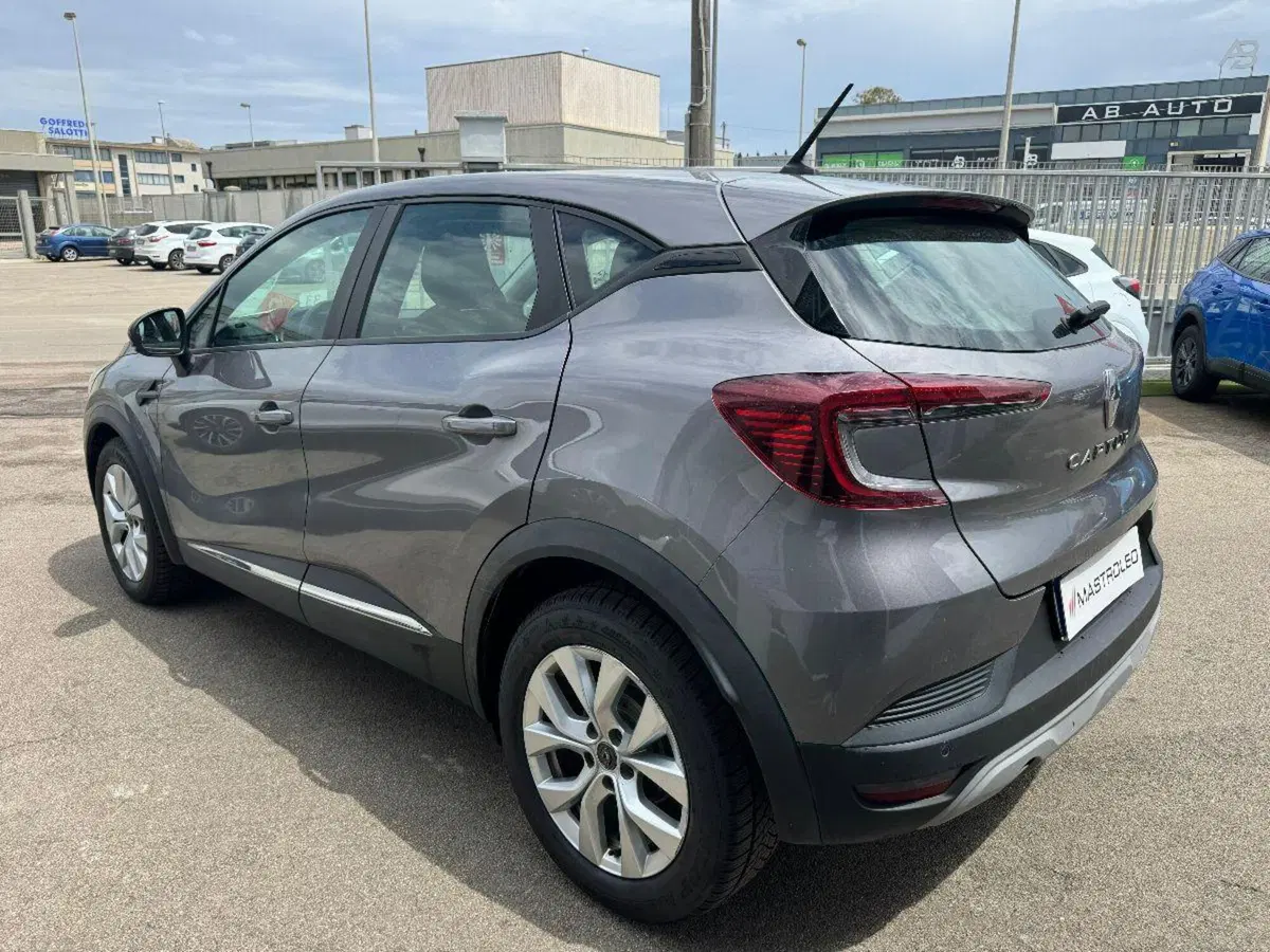 Renault Captur usata a Lecce (6)