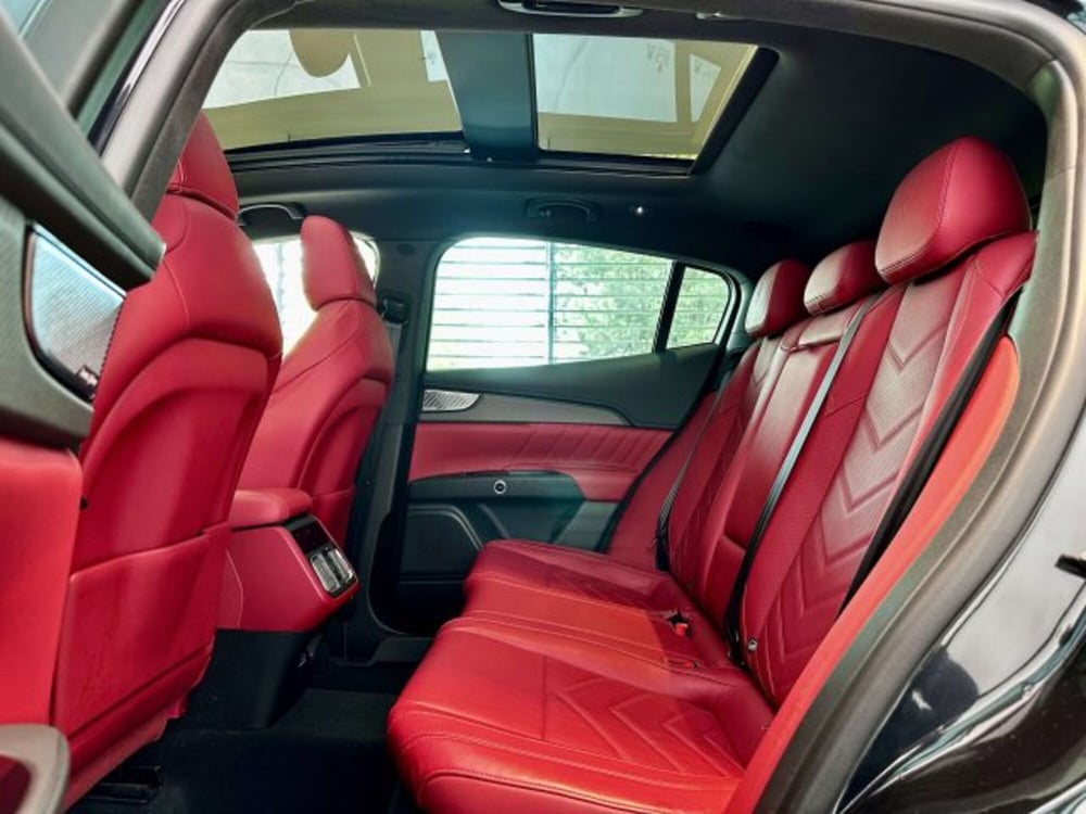 Maserati Grecale usata a Torino (11)