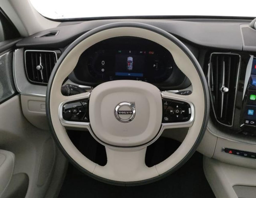Volvo XC60 usata a Modena (18)