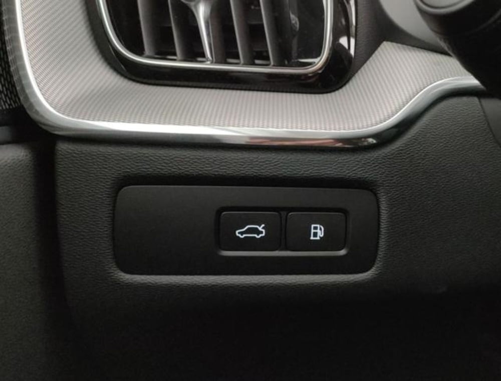 Volvo XC60 usata a Modena (13)