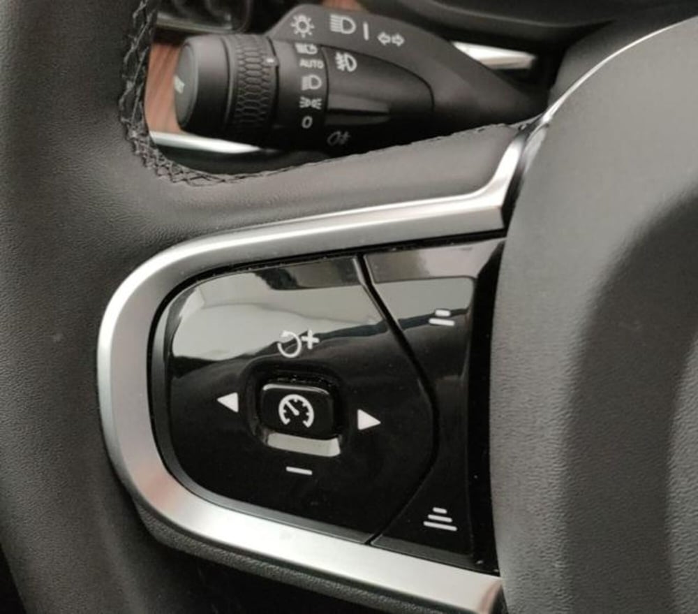Volvo XC60 usata a Modena (20)