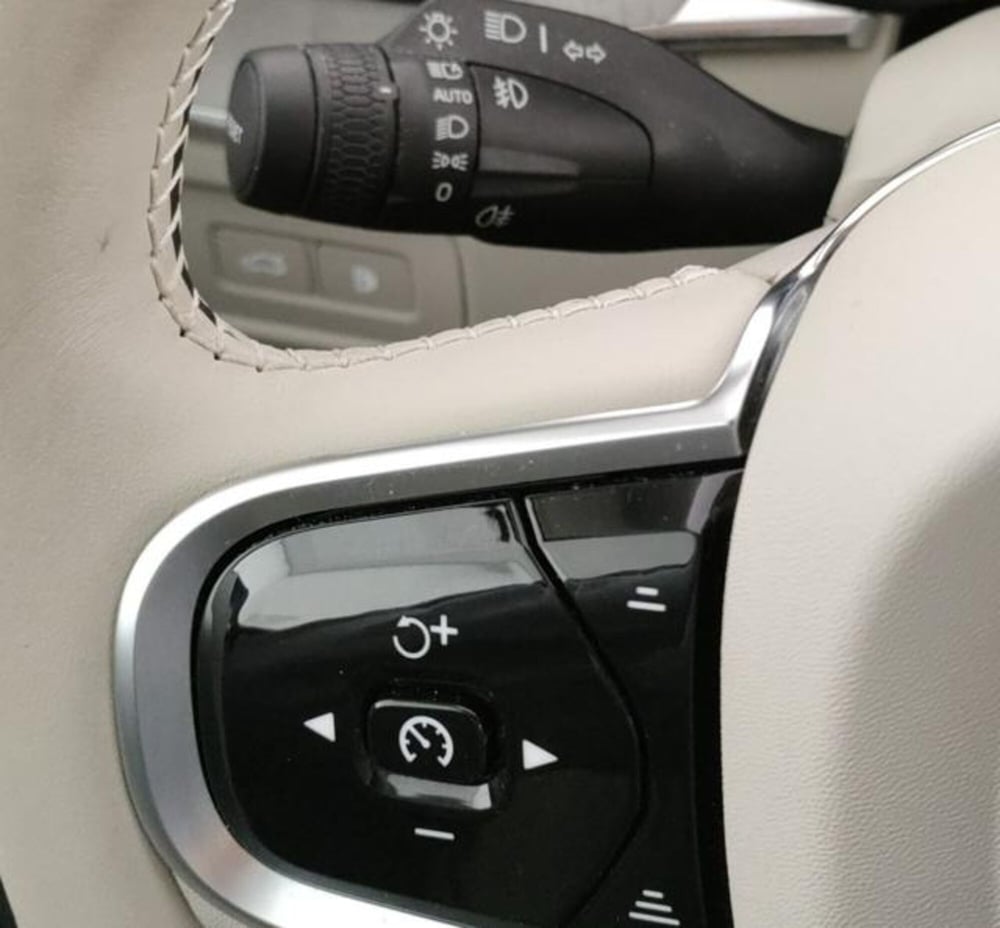 Volvo XC60 usata a Modena (20)