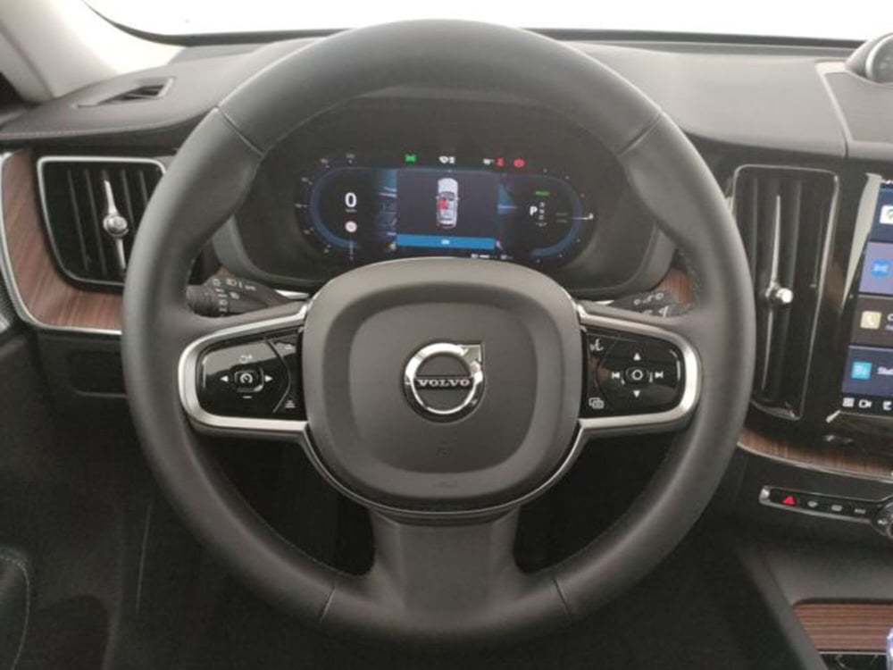 Volvo XC60 usata a Modena (18)