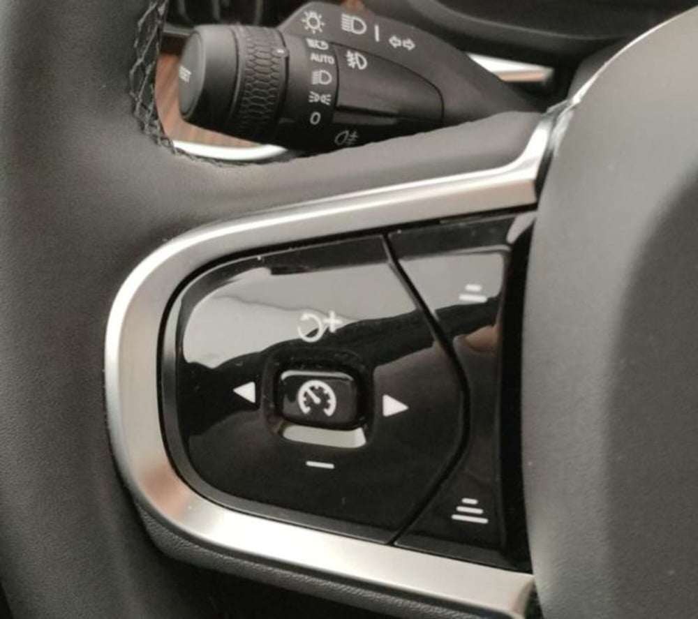 Volvo XC60 usata a Modena (20)