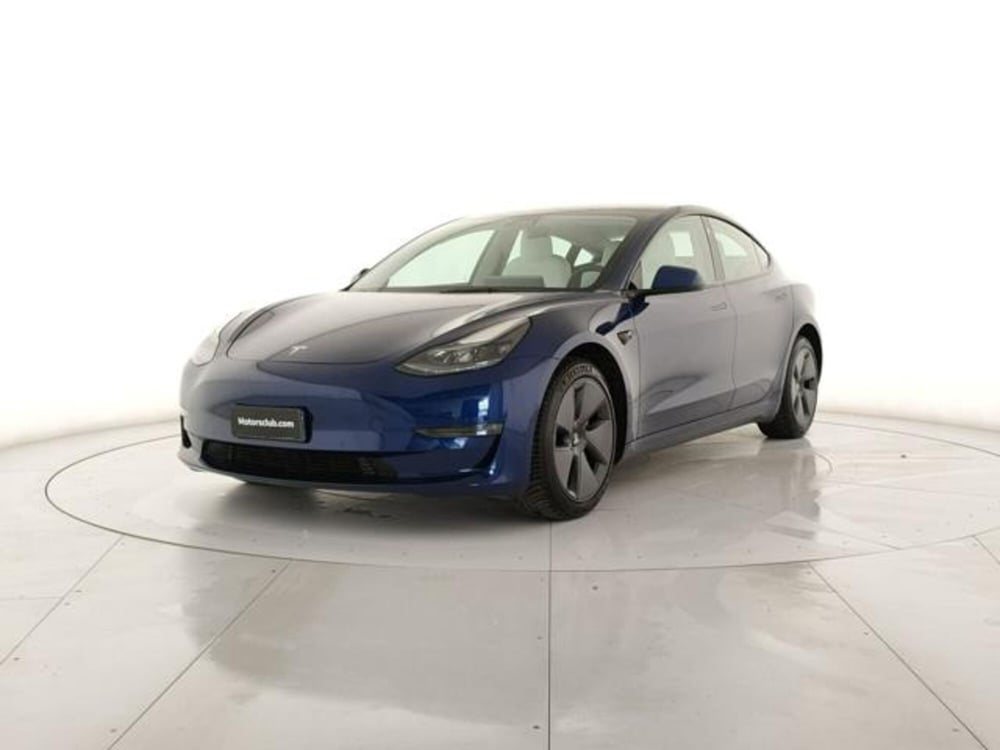 Tesla Model 3 usata a Modena (2)