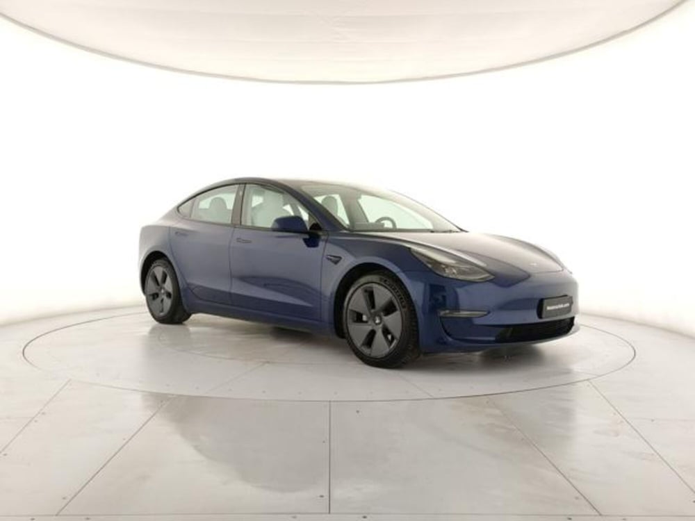 Tesla Model 3 usata a Modena (6)