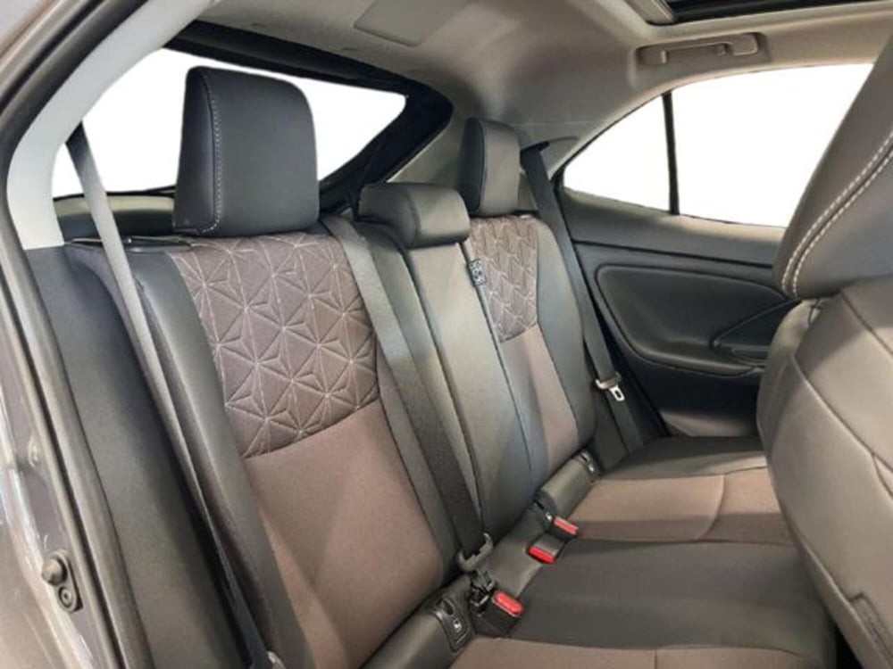 Toyota Yaris Cross usata a Vercelli (8)